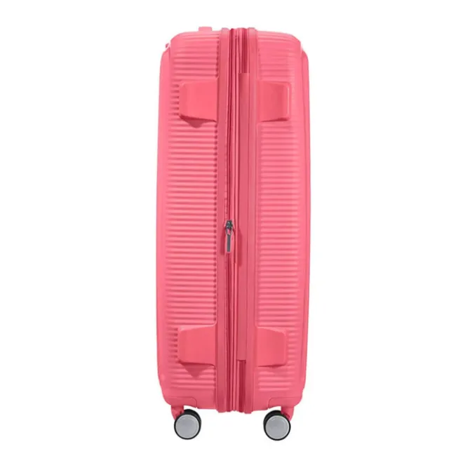 New American Tourister Soundbox Spinner 77 Expandable sun kissed coral