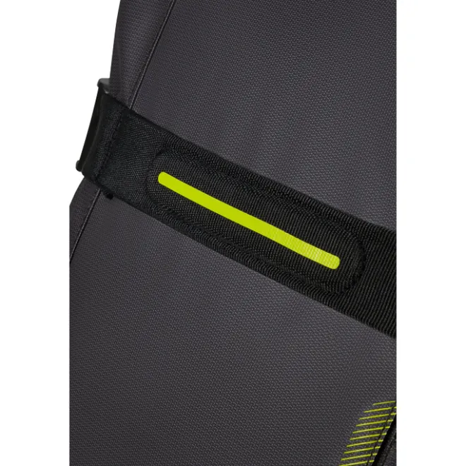 Clearance American Tourister Urban Track Duffle/Wheels L Coated black/lime