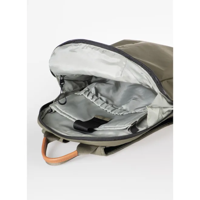 New Aunts & Uncles Kumotsu RE Backpack fallen rock
