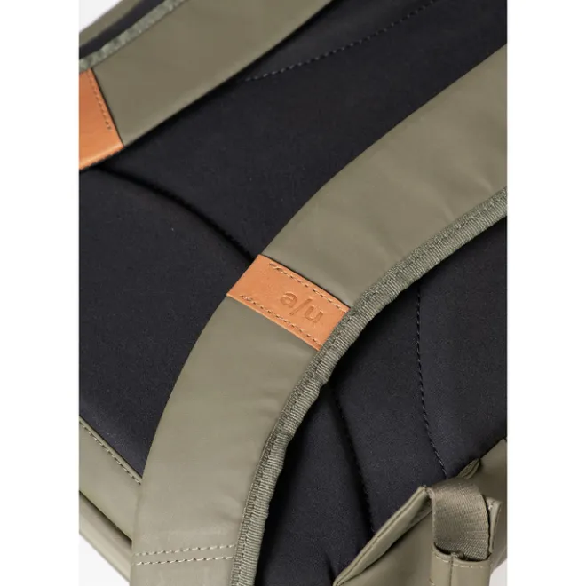 New Aunts & Uncles Kumotsu RE Backpack fallen rock