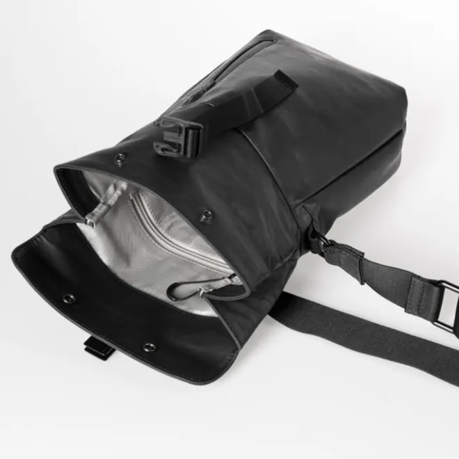 New Aunts & Uncles Yodo RE Shoulderbag Rolltop black