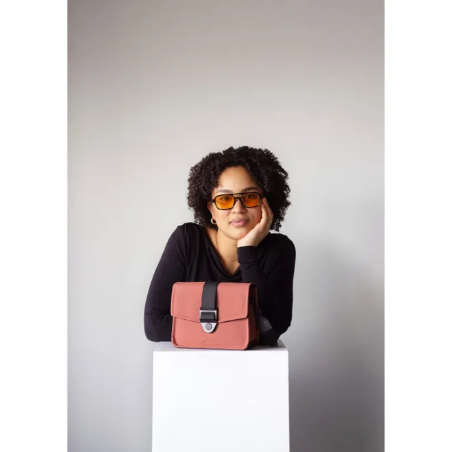 Clearance Bold Banana Beyond Bold Crossbody dusty pink-black