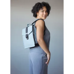 Hot Bold Banana Beyond Bold Envelope Mini Backpack blue-black