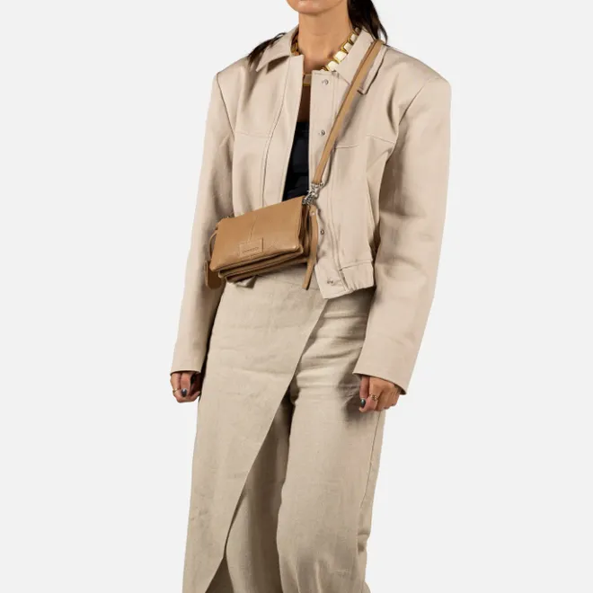Outlet Burkely Soft Skylar Triple Pocket Zip cozy cognac