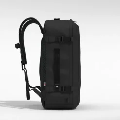 Discount CabinZero Classic Plus 42L absolute black