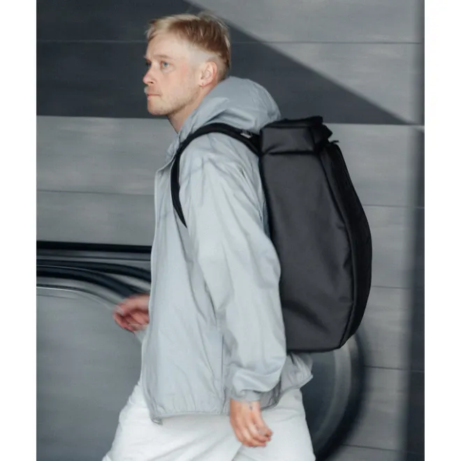 Db Journey Hugger Backpack 30L blue hour