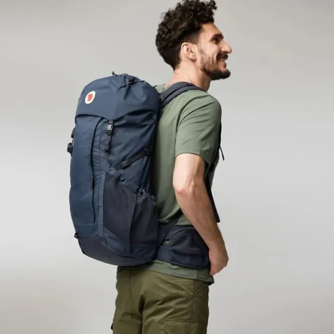 Best Fjallraven Abisko Hike 35 S/M navy