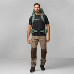 Discount Fjallraven Abisko Trek 48 M-L black