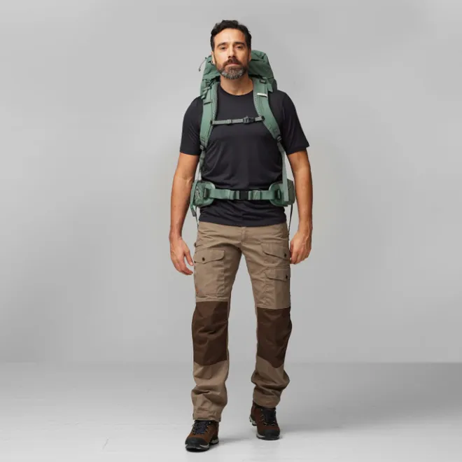 Outlet Fjallraven Abisko Trek 48 S-M patina green