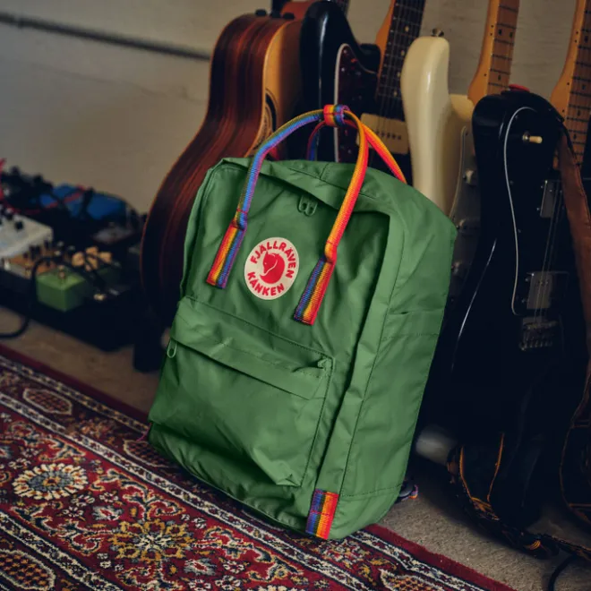 New Fjallraven Kanken Rainbow pastel lavender-rainbow