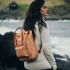Hot Fjallraven Kanken sunstone orange