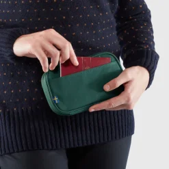 New Fjallraven Kanken Travel Wallet black