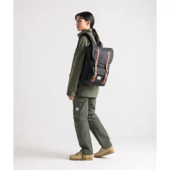 Outlet Herschel Supply Co. Little America Mid Backpack violet quartz