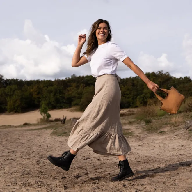 Best Hide & Stitches Earth Shopper sand