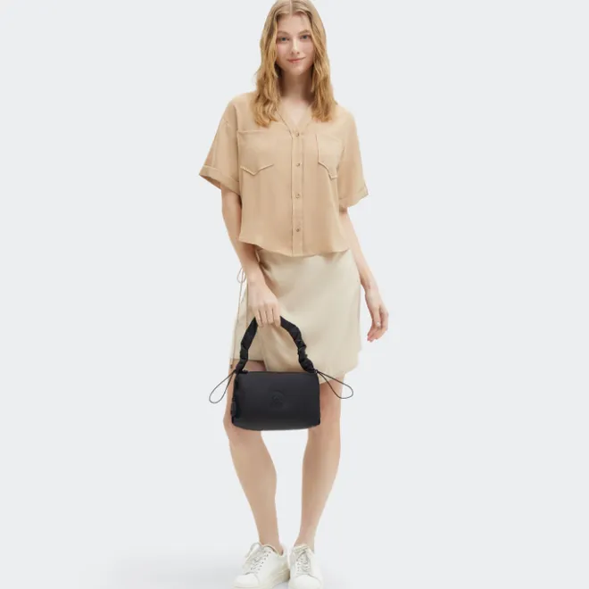 Hot Kipling Eleni simply black