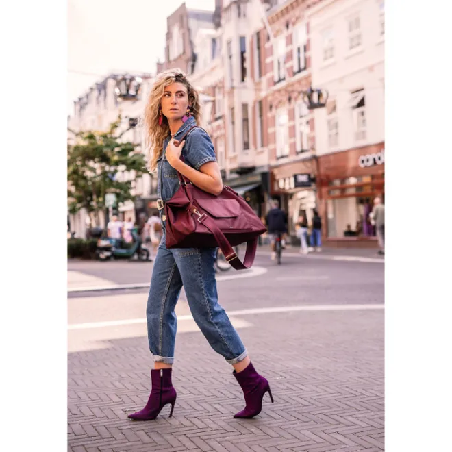 Best MOSZ Sandy Travelbag aubergine