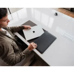 Discount Orbitkey Hybrid Laptop Sleeve/Deskmat 16