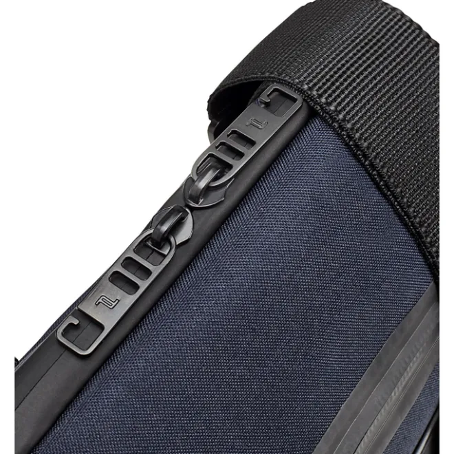 Best Porsche Design Urban Eco Shoulderbag S dark blue