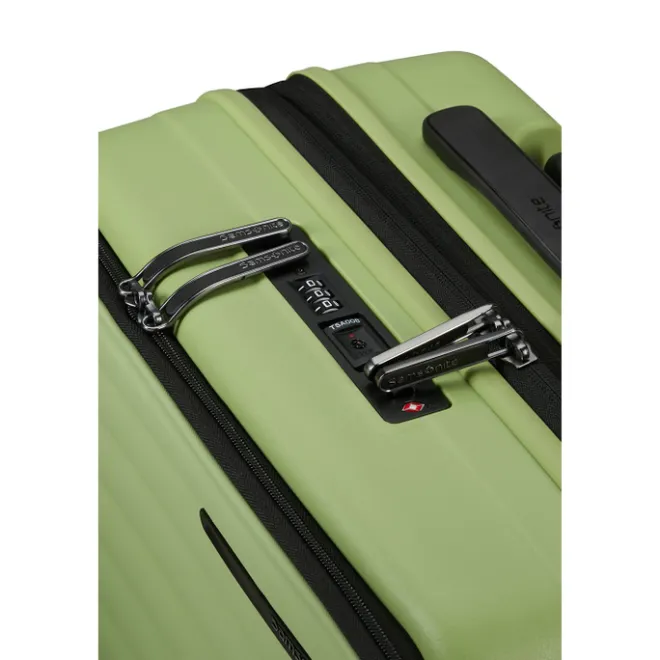 Discount Samsonite Restackd Spinner 55/20 Expandable Easy Access wasabi