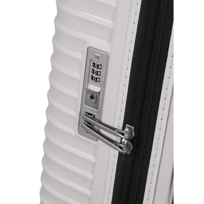 Clearance Samsonite Upscape Spinner 75 Exp cloud white