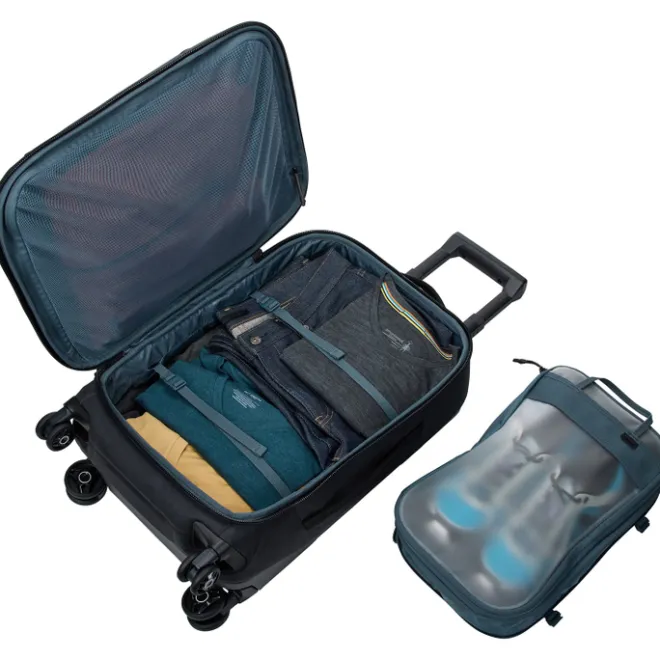 Sale Thule Aion Carryon Spinner 55 black