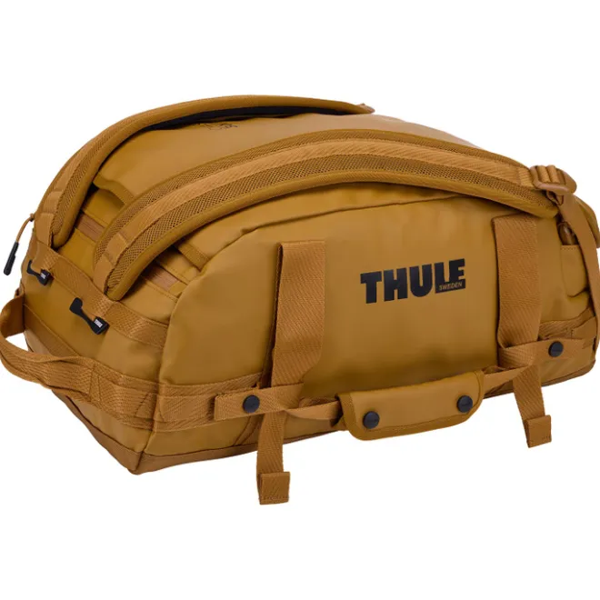 New Thule Chasm Duffel 30L golden