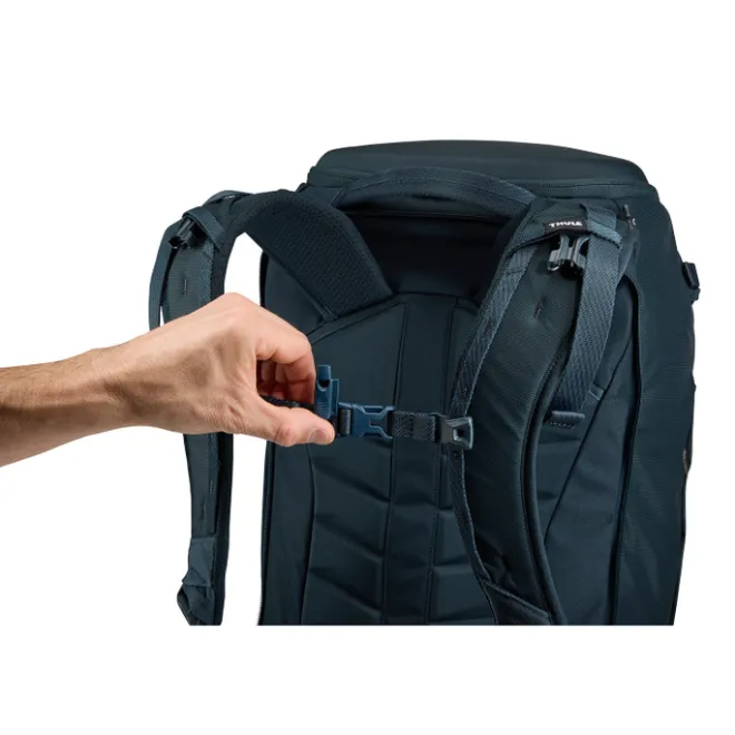Sale Thule Landmark Travel Pack 70L darkest blue