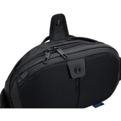 Thule Tact Crossbody 5L black