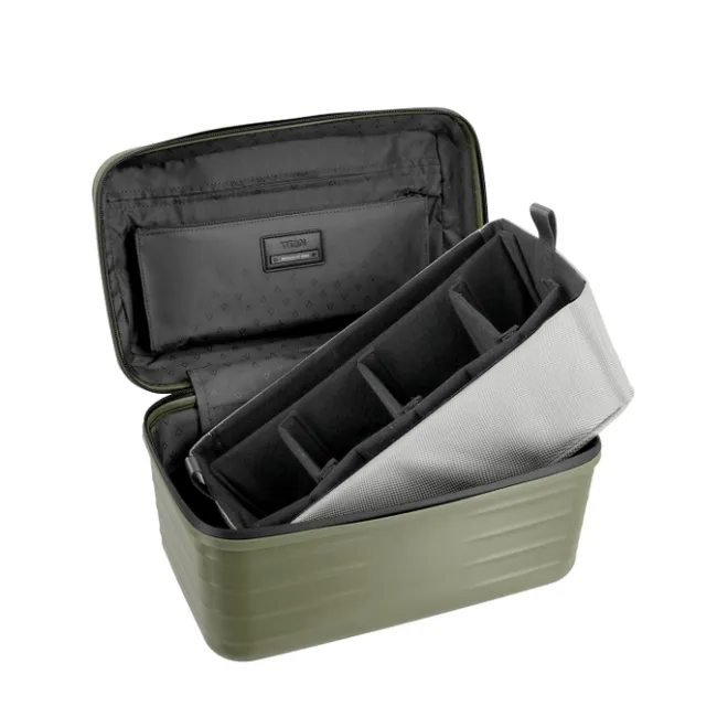 Hot Titan Upgrade Beautycase forest green