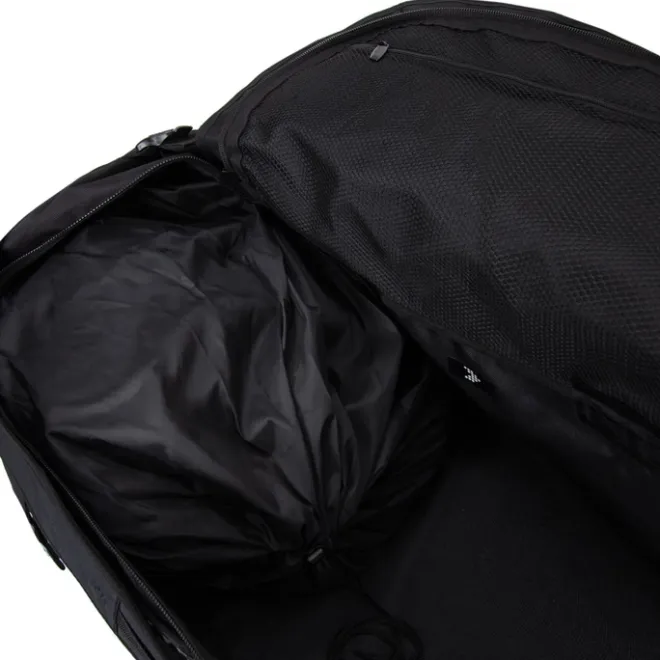 Outlet Travelbags The Base Duffle Backpack M black