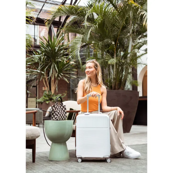 Outlet Travelbags The Lina Trolley S white