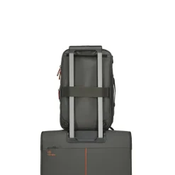 Outlet Travelite Crosslite Boarding Backpack S dark olive