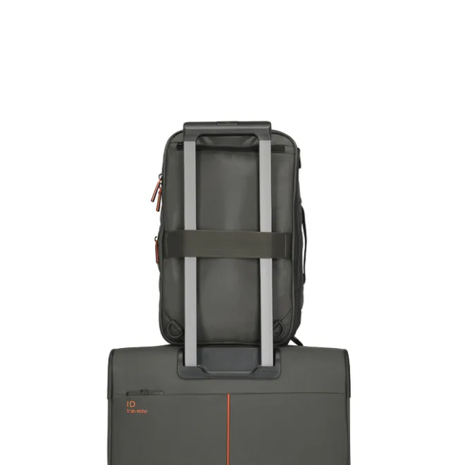 Outlet Travelite Crosslite Boarding Backpack S dark olive