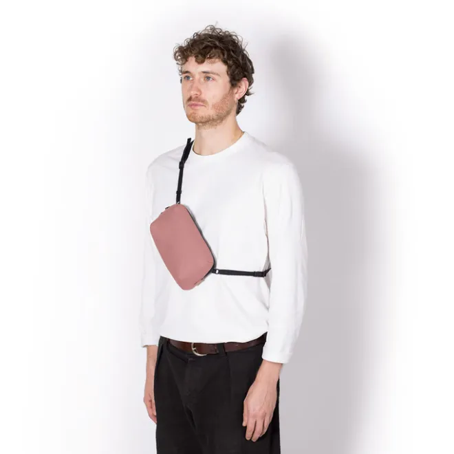 New Ucon Acrobatics Ando Hipbag dark rose