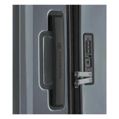New Victorinox Airox Medium Hardside Case silver