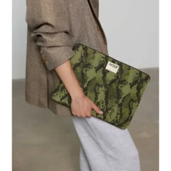 Discount Wouf Cobra Laptop Sleeve 13-14